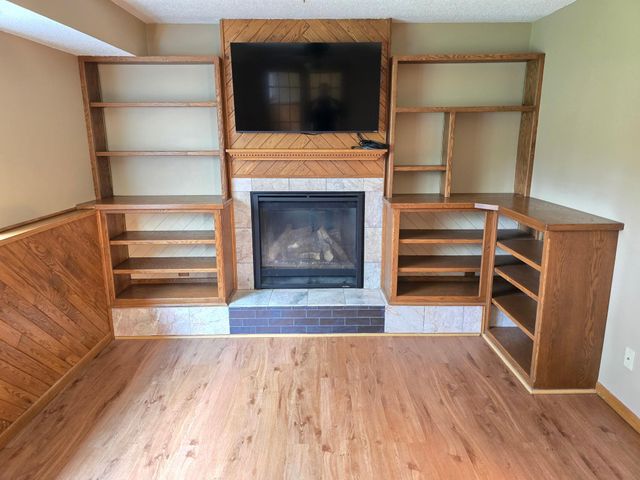 1830 Walnut Lane, Eagan, MN 55122
