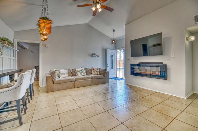 3211 Wilbarger Drive, Dallas, TX 75227