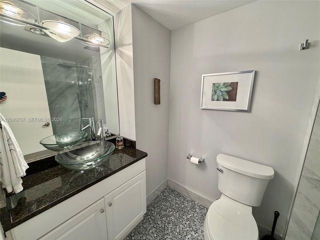 4350 Hillcrest Dr 611 611, Hollywood, FL 33021