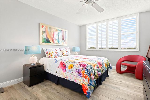 4350 Hillcrest Dr 611 611, Hollywood, FL 33021