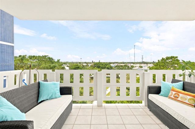 4350 Hillcrest Dr 611 611, Hollywood, FL 33021