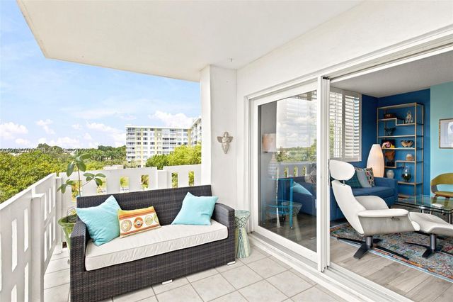 4350 Hillcrest Dr 611 611, Hollywood, FL 33021
