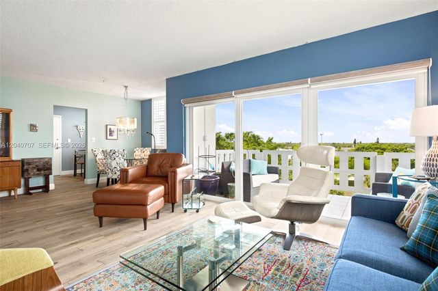 4350 Hillcrest Dr 611 611, Hollywood, FL 33021
