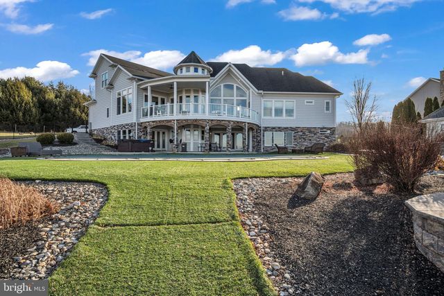 297 THORLEY RD, New Cumberland, PA 17070