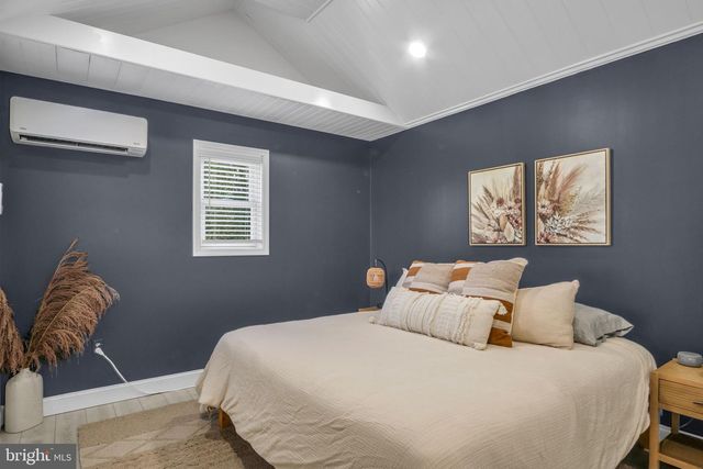 297 THORLEY RD, New Cumberland, PA 17070