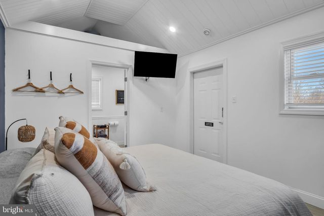 297 THORLEY RD, New Cumberland, PA 17070