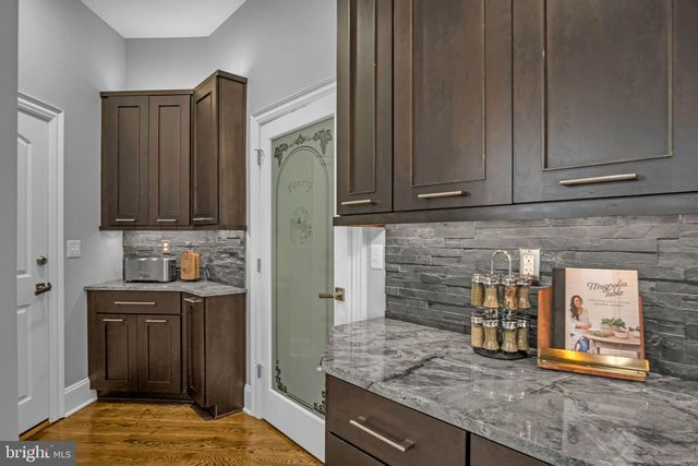 297 THORLEY RD, New Cumberland, PA 17070