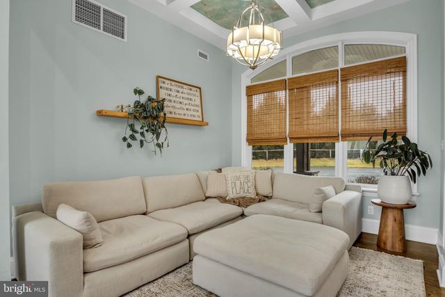 297 THORLEY RD, New Cumberland, PA 17070