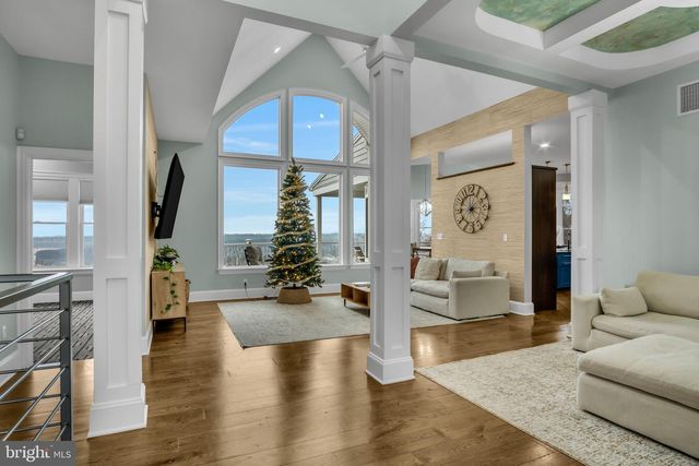 297 THORLEY RD, New Cumberland, PA 17070