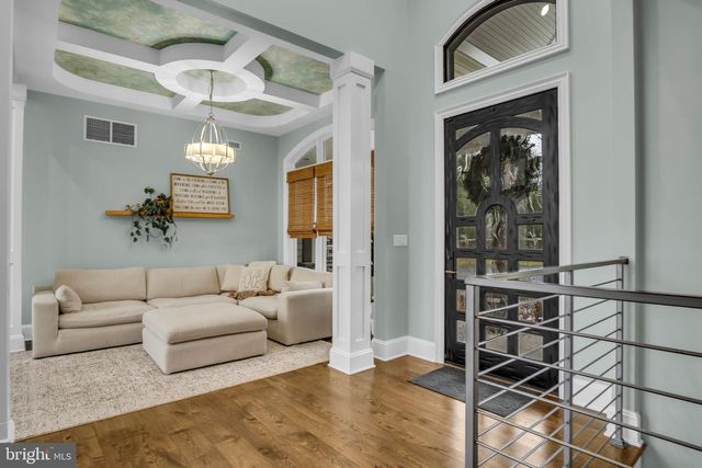 297 THORLEY RD, New Cumberland, PA 17070