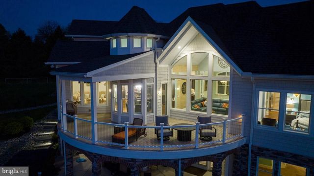 297 THORLEY RD, New Cumberland, PA 17070