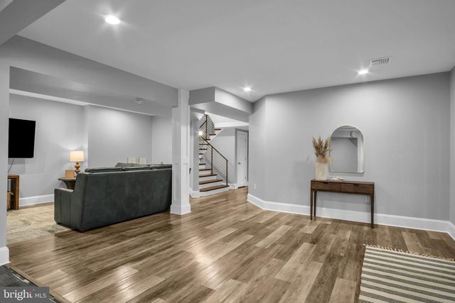 297 THORLEY RD, New Cumberland, PA 17070