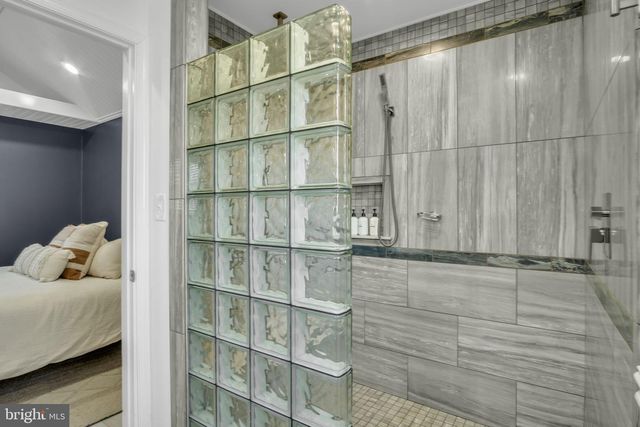 297 THORLEY RD, New Cumberland, PA 17070