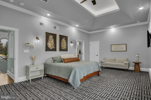 297 THORLEY RD, New Cumberland, PA 17070