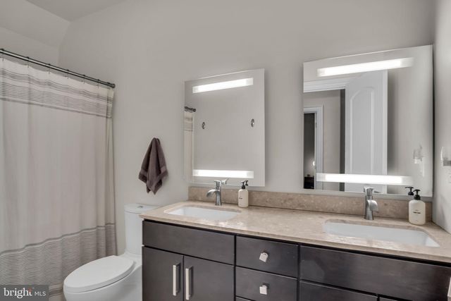 297 THORLEY RD, New Cumberland, PA 17070