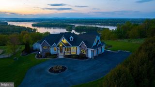 297 THORLEY RD, New Cumberland, PA 17070