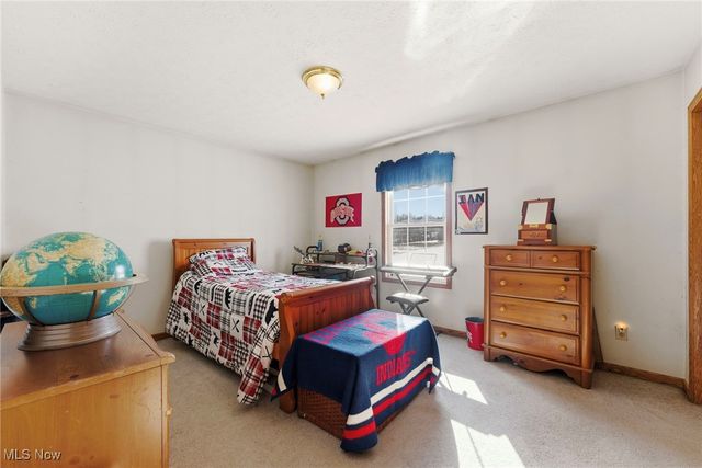 14716 Lawmont Street, North Lawrence, OH 44666