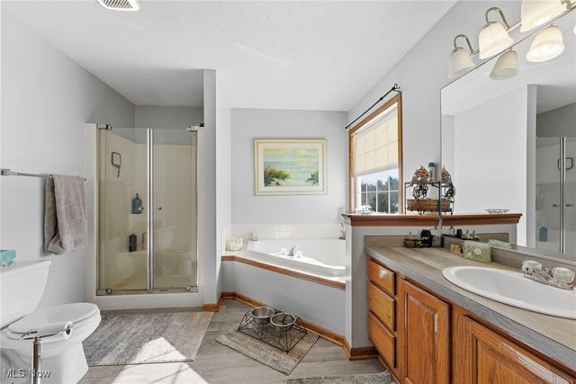 14716 Lawmont Street, North Lawrence, OH 44666