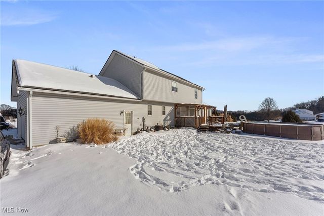 14716 Lawmont Street, North Lawrence, OH 44666