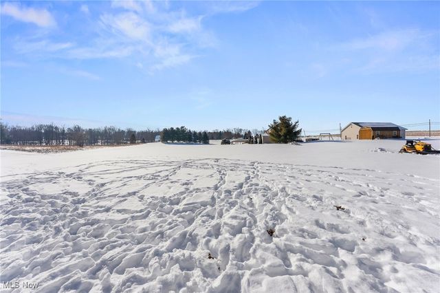 14716 Lawmont Street, North Lawrence, OH 44666