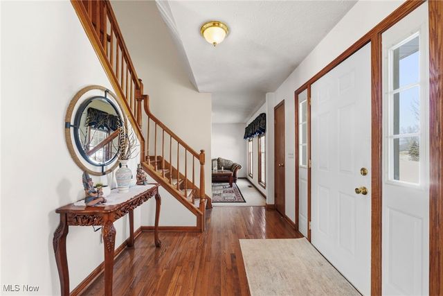 14716 Lawmont Street, North Lawrence, OH 44666