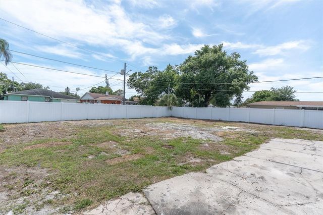 3600 4TH AVENUE S, St Petersburg, FL 33711