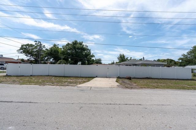 3600 4TH AVENUE S, St Petersburg, FL 33711