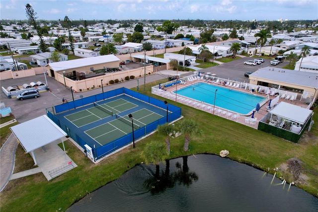 604 49TH E AVENUE E, Bradenton, FL 34203