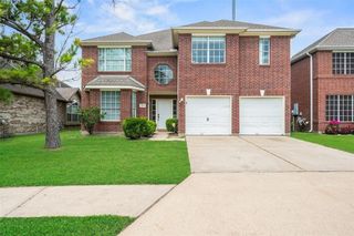 11011 Hunting Path Court, Houston, TX 77065