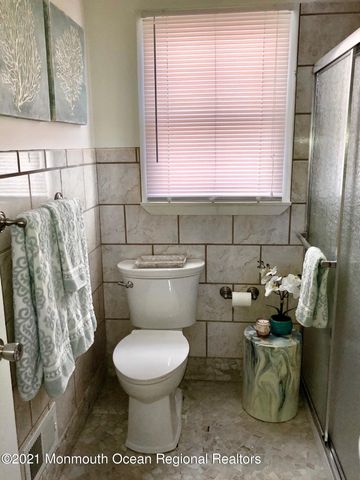 362 Venice Drive, Lavallette, NJ 08735