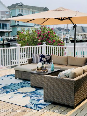 362 Venice Drive, Lavallette, NJ 08735