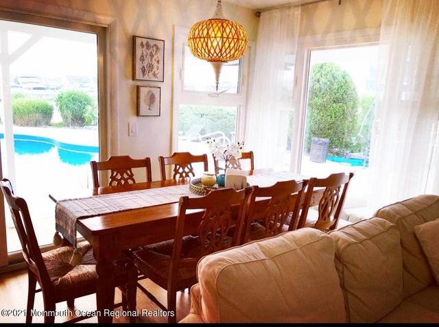 362 Venice Drive, Lavallette, NJ 08735
