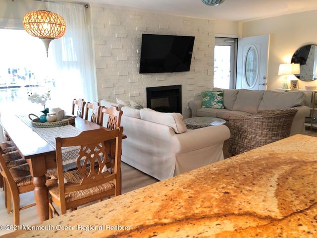 362 Venice Drive, Lavallette, NJ 08735
