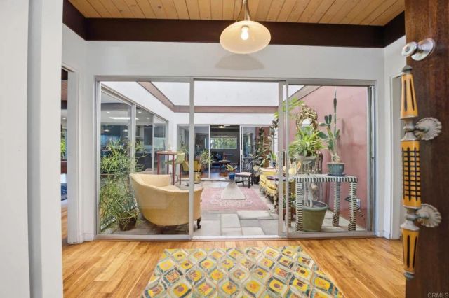 2106 Vista Grande Drive, Vista, CA 92084