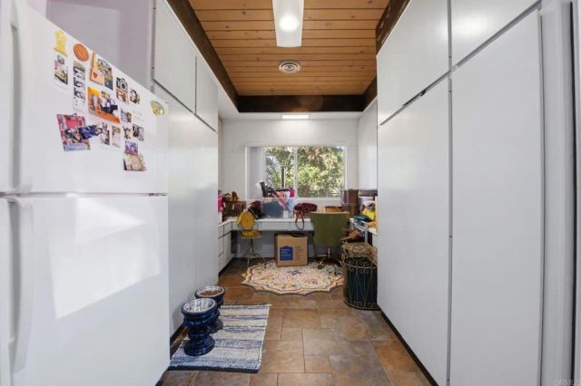 2106 Vista Grande Drive, Vista, CA 92084