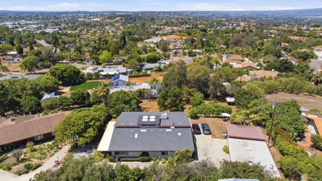 2106 Vista Grande Drive, Vista, CA 92084