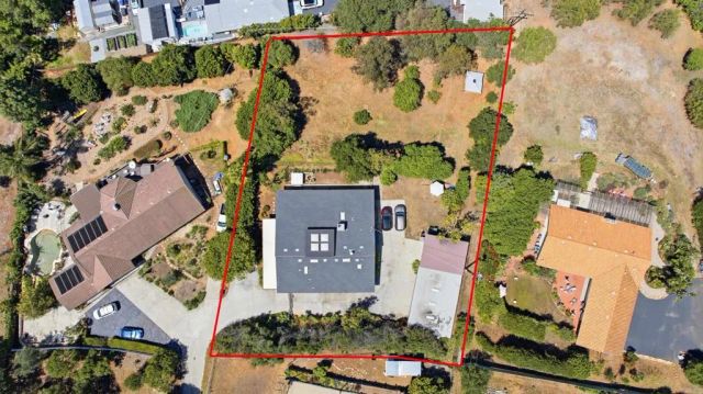 2106 Vista Grande Drive, Vista, CA 92084