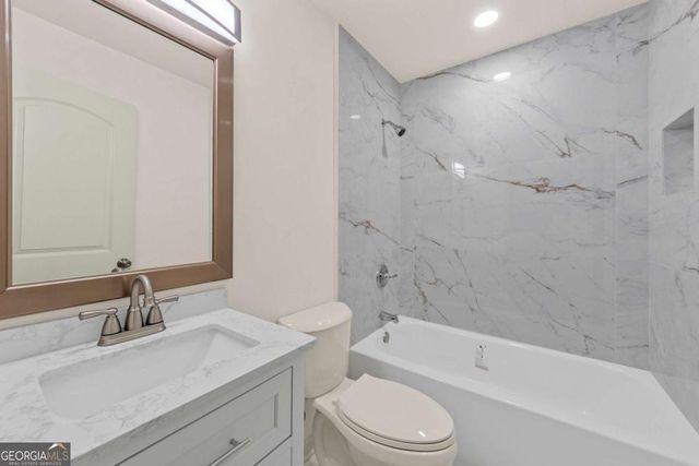 4431 Buckingham Circle, Decatur, GA 30035