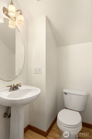 1905 NE 125th Street, Seattle, WA 98125