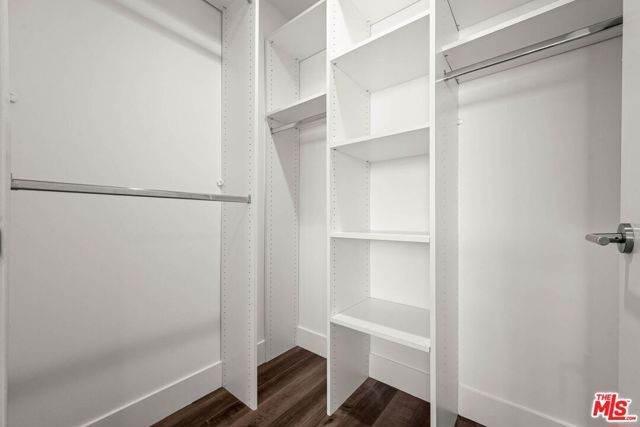 1215 S Bedford Avenue 304, Los Angeles, CA 90035