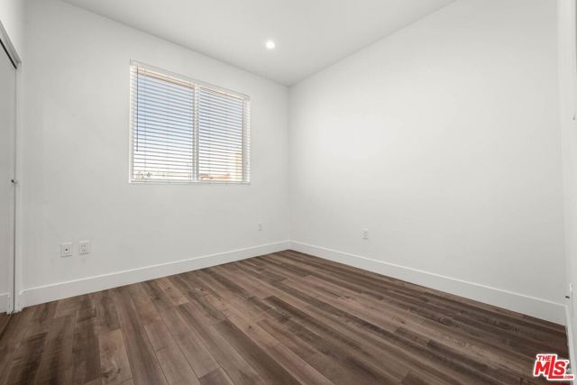 1215 S Bedford Avenue 304, Los Angeles, CA 90035