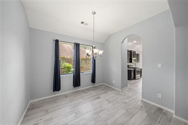 2406 Winter Trail Drive, Conroe, TX 77304