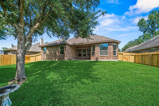 2406 Winter Trail Drive, Conroe, TX 77304