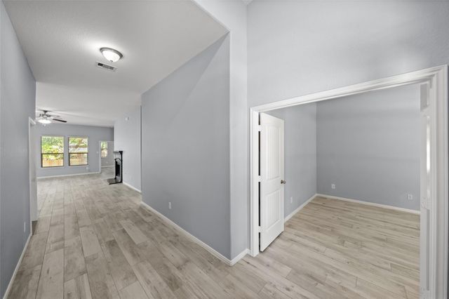 2406 Winter Trail Drive, Conroe, TX 77304