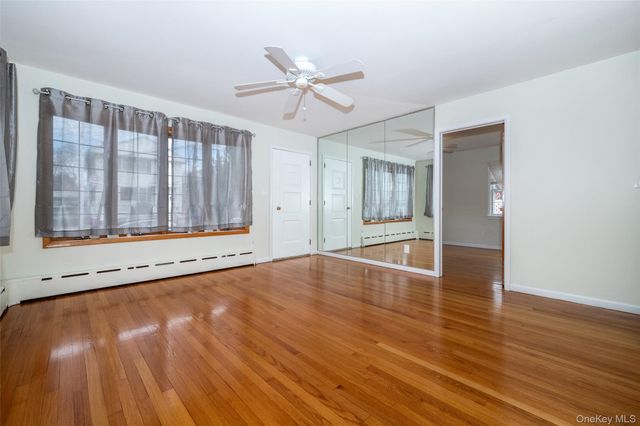 10 Pell Place, Bronx, NY 10464