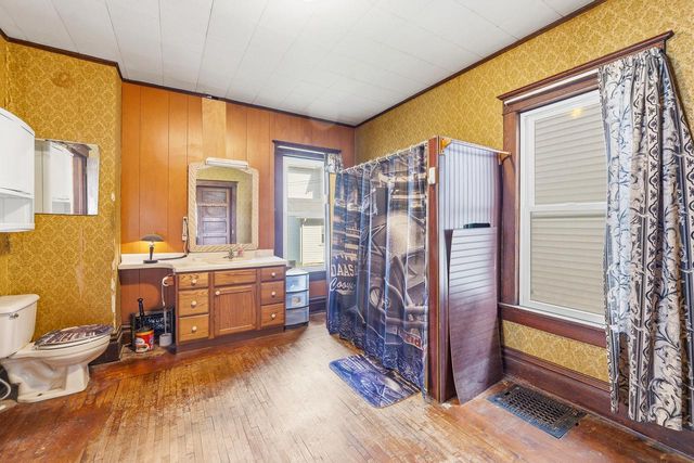 335 S Main STREET, Fond Du Lac, WI 54935