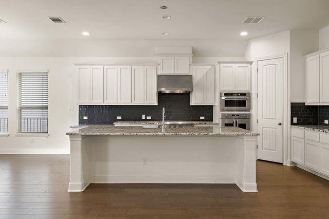 4705 Napoli Shore DR, Leander, TX 78641