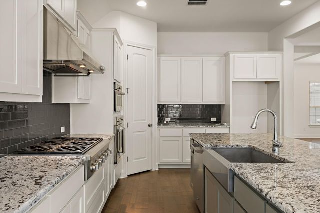 4705 Napoli Shore DR, Leander, TX 78641