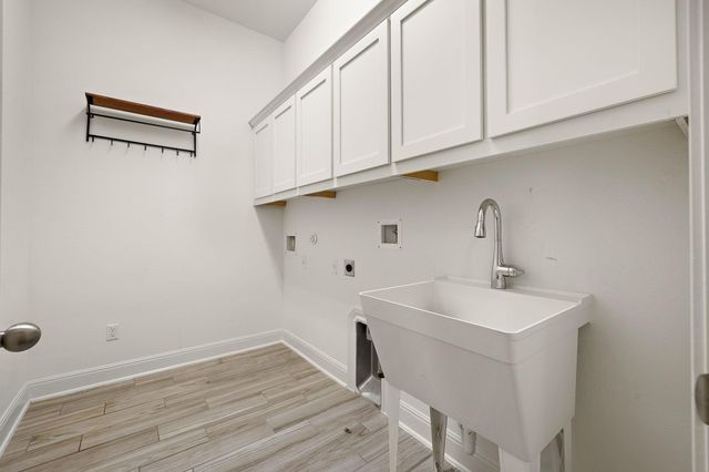 4705 Napoli Shore DR, Leander, TX 78641