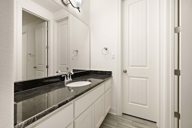 4705 Napoli Shore DR, Leander, TX 78641